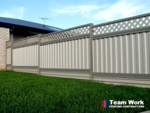 colorbond lattice fence extension 005