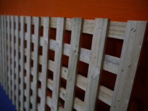 traditional timber lattice 004