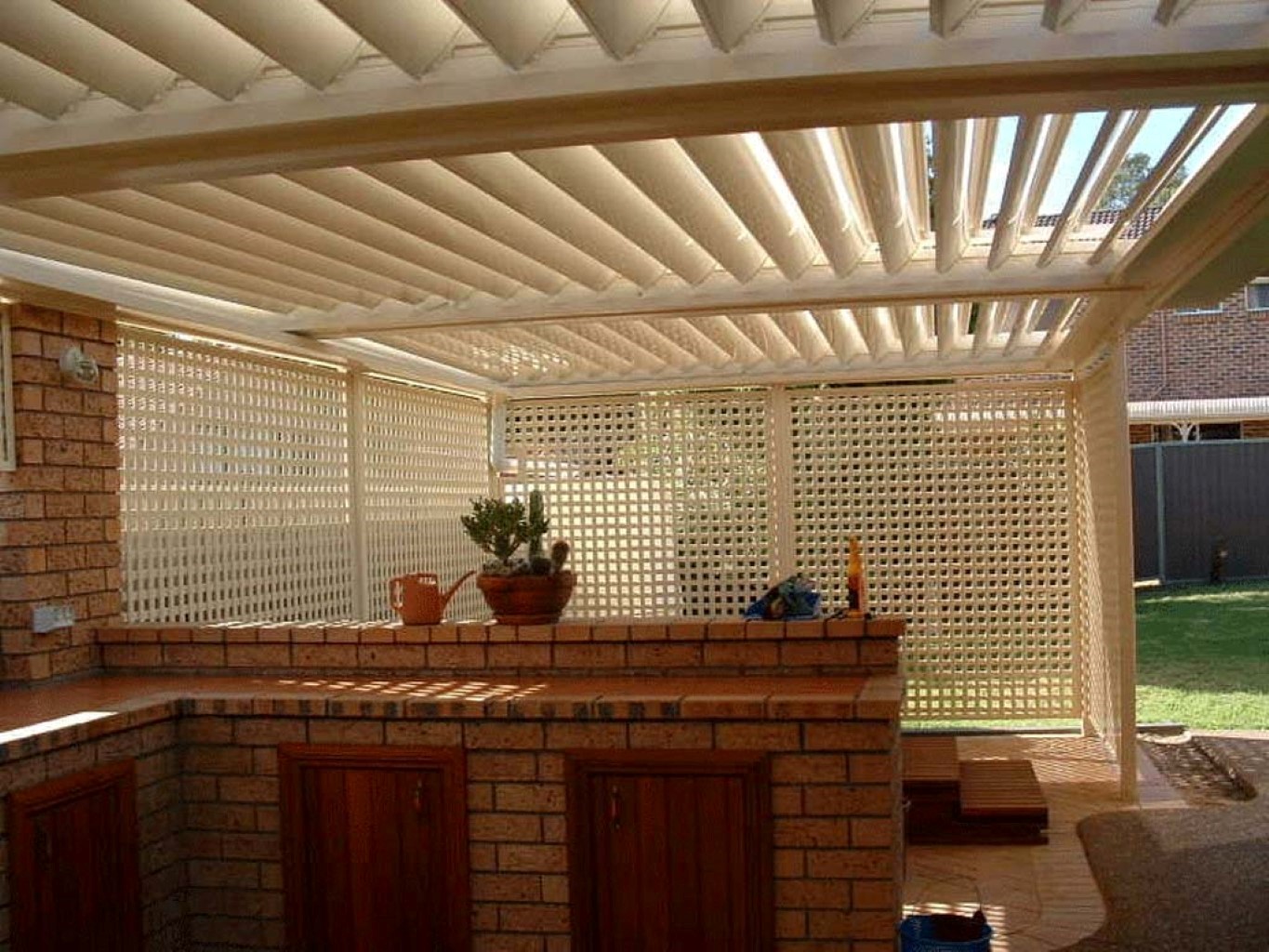 walter lever estate a1 lattice 4856